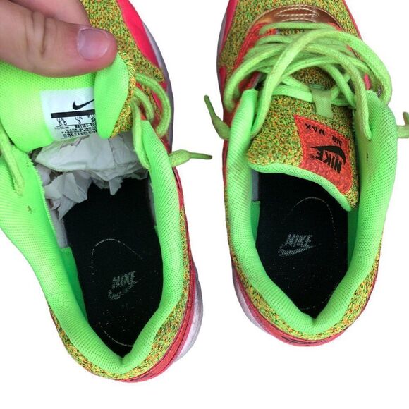 RARE 2016 Nike Air Max 1 SE Ghost Green Size 5.5 - Picture 16 of 16